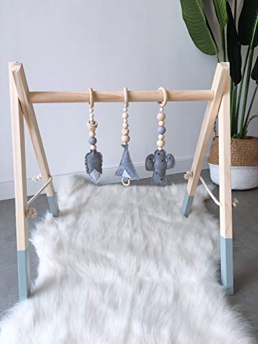 HB.YE Bebé Madera Juego Actividad Gimnasio Infantil Soporte de madera Juguete Plegable Decoración Juguete Educativo Para Niños Con Perchas 3pcs Estrella Nube Gota de agua Regalo recién nacido