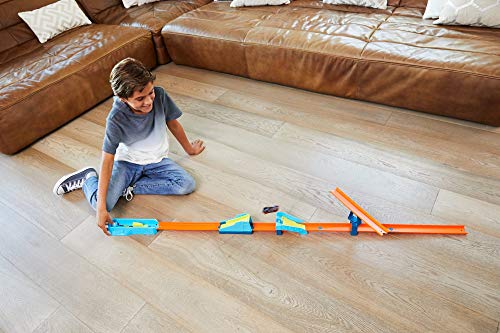 Hot Wheels Track Builder Accesorios para Pistas de Coches Salto Largo (Mattel GLC89) , color/modelo surtido Hot Wheels Track Builder Accesorios para Pistas de Coches Salto Largo (Mattel GLC89) , color/modelo surtido