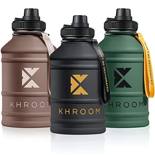 Khroom® Botella de Agua XXL de 1.3 y 2.2 litros de Acero Inoxidable | Adecuado Ácido Carbónico | Libre de BPA | Botella de Fitness de 2L para Deportes, Gimnasia y Ocio. (marrón, 1.3 litros)