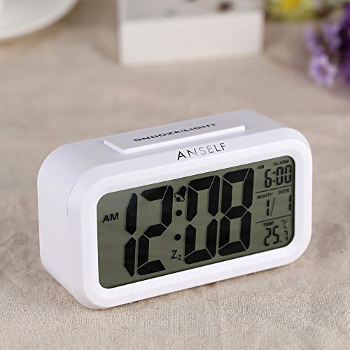 LED Digital Alarma despertador,Anself Reloj Repeticion activada por luz Snooze Sensor de luz Tiempo Fecha Temperatura (Blanco puro)