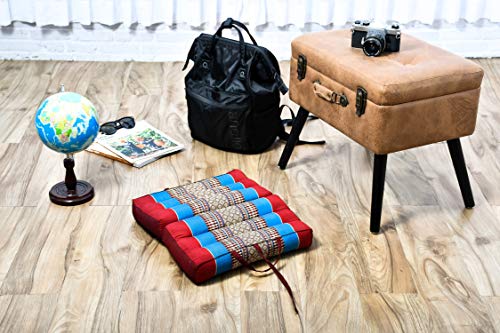 Leewadee cojín tailandés Plegable – Almohada de meditación con Lazo, Asiento para Interiores y Exteriores de kapok ecológico, 42 x 42 cm, Azul Rojo Leewadee cojín tailandés Plegable – Almohada de meditación con Lazo, Asiento para Interiores y Exteriores de kapok ecológico, 42 x 42 cm, Azul Rojo