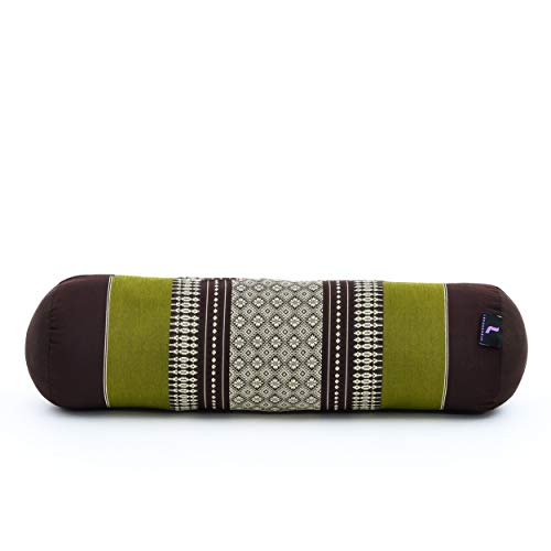 Leewadee Yoga Bolster pequeño – Cojín Alargado para Pilates y meditación, reposacabezas Hecho a Mano de kapok ecológico, 55 x 15 x 15 cm, marrón Verde Leewadee Yoga Bolster pequeño – Cojín Alargado para Pilates y meditación, reposacabezas Hecho a Mano de kapok ecológico, 55 x 15 x 15 cm, marrón Verde