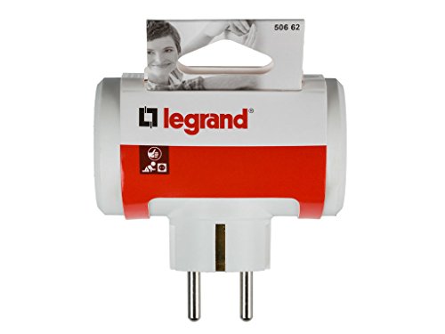 Legrand, 050662 Adaptadores - Adaptador triple con entrada lateral, enchufe en color blanco, potencia máxima de este ladron es de 3680 W, 10/16 A a 230 Voltios Legrand, 050662 Adaptadores - Adaptador triple con entrada lateral, enchufe en color blanco, potencia máxima de este ladron es de 3680 W, 10/16 A a 230 Voltios