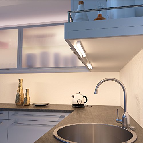 Luz LED para debajo del armario Rigel, 31,3cm, 380lm, blanco cálido. Luz LED para debajo del armario Rigel, 31,3cm, 380lm, blanco cálido.