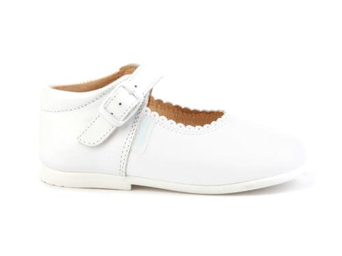 Merceditas de Cuero Color Blanco para Niña. Marca AngelitoS. Modelo 500. Todo Piel. Calzado Infantil Hecho en España. Número 23 Merceditas de Cuero Color Blanco para Niña. Marca AngelitoS. Modelo 500. Todo Piel. Calzado Infantil Hecho en España. Número 23