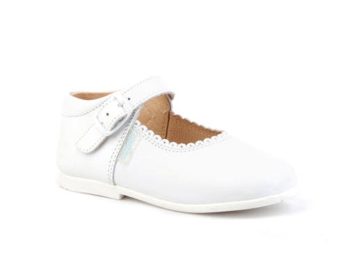 Merceditas de Cuero Color Blanco para Niña. Marca AngelitoS. Modelo 500. Todo Piel. Calzado Infantil Hecho en España. Número 23 Merceditas de Cuero Color Blanco para Niña. Marca AngelitoS. Modelo 500. Todo Piel. Calzado Infantil Hecho en España. Número 23