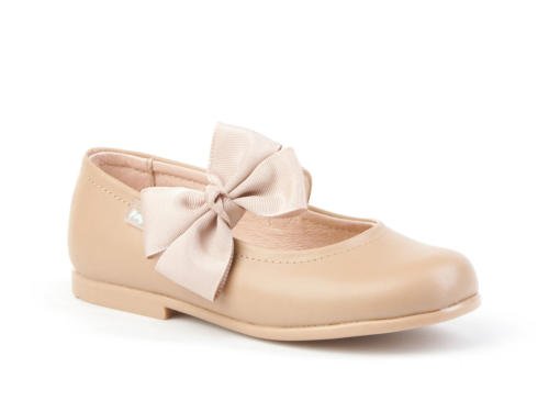 Merceditas de Cuero Color Camel para Niña. Marca AngelitoS. Modelo 519. Todo Piel. Calzado Infantil Hecho en España. Número 31 Merceditas de Cuero Color Camel para Niña. Marca AngelitoS. Modelo 519. Todo Piel. Calzado Infantil Hecho en España. Número 31