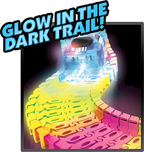 Mindscope Twister Tracks Neon Glow in The Dark 221 Piece (11 Feet) of Flexible Assembly Track Race Series Mindscope Twister Tracks Neon Glow in The Dark 221 Piece (11 Feet) of Flexible Assembly Track Race Series