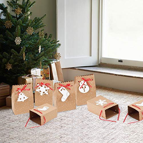 MonQi 30 Pieces Gran Capacidad Bolsas de Papel Navideñas con 30 Etiquetas Navideñas y Cinta Navideña, Caja de Papel de Navidad Fácil de Plegar para Decoraciones Navideñas (4.5 "x 3" x 7 ")