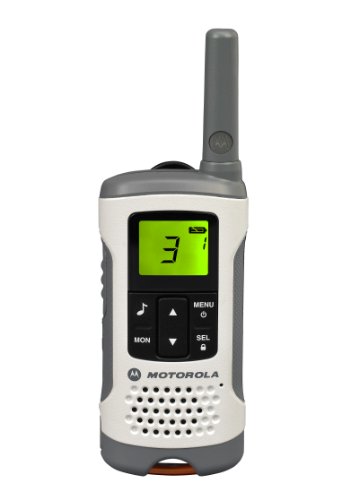 Motorola Walkie Talkie T50 - Pack 2 unidades - Largo alcance 6 km - 8 + 121 códigos - Batería recargable hasta 16 horas, Gris