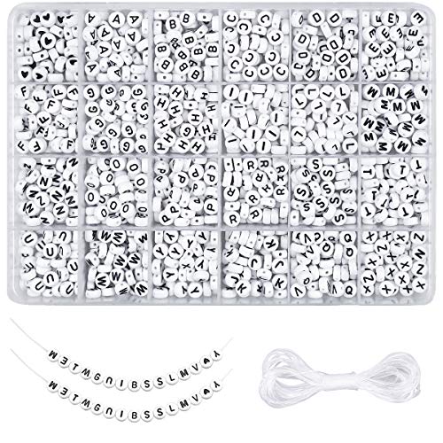 NATUCE Cuentas de Acrílico, 1200pcs Abalorios Pulseras, Cuentas de Letras para Hacer Pulseras, Abalorios Letras Redondas con Hilo para DIY Manualidades, Niños, Adultos, Pulseras de Bricolaje