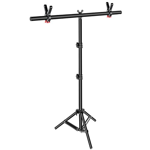 Neewer – Soporte para fondo fotográfico en forma de TTamaño: 81-203 cm de alto por 90 cm de largo. Con doble pinza para colgar un fondo fotográfico.