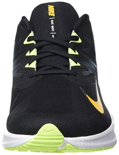 Nike Quest 3, Running Shoe Hombre, Black/University Gold-White-Volt Glow, 42 EU