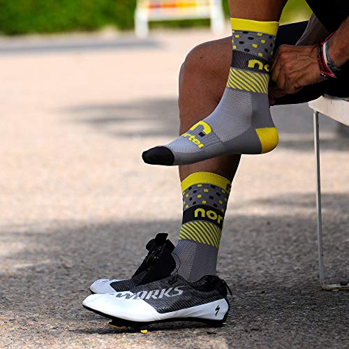 NORTEI - Calcetines de Ciclismo, MTB y Running de Meryl para Hombre y Mujer – Hit (S(37-39), Lemon)