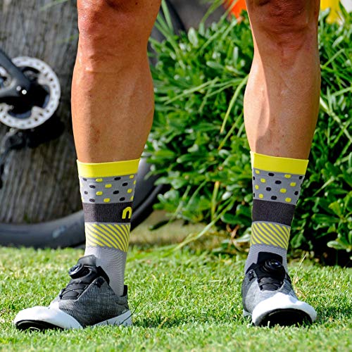 NORTEI - Calcetines de Ciclismo, MTB y Running de Meryl para Hombre y Mujer – Hit (S(37-39), Lemon)