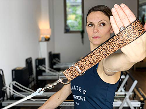 NUNIQ LOOOP Leo Baby - Correas para reformador de pilates, longitud ajustable con doble anilla en D, diseño de leopardo, un par (2 unidades) NUNIQ LOOOP Leo Baby - Correas para reformador de pilates, longitud ajustable con doble anilla en D, diseño de leopardo, un par (2 unidades)