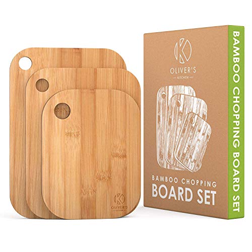 Oliver’s Kitchen – 3 x Set de Tablas de Madera Para Cortar – Diferentes Tamaños Para Cada Ocasión – Duraderas y Resistentes – Tablas de Cortar de Bambú Orgánico 100% Natural – Fácil de Limpiar