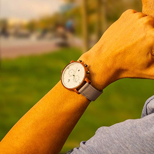 Opis UR-M2: Elegante cronógrafo de Cuatro cuadrantes en Madera, Metal y Cuero/Reloj de Madera multifunción (Sándalo Rojo) Opis UR-M2: Elegante cronógrafo de Cuatro cuadrantes en Madera, Metal y Cuero/Reloj de Madera multifunción (Sándalo Rojo)