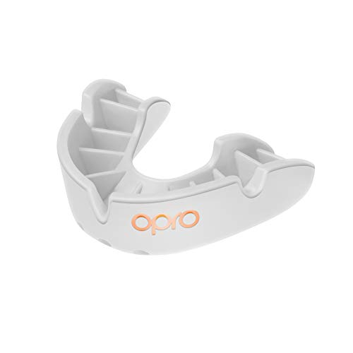 OPRO Protector bucal de Rugby Self-Fit Bronze - Protector bucal - para Baloncesto, Hockey, Artes Marciales Mixtas, y más - (Blanco, Junior) OPRO Protector bucal de Rugby Self-Fit Bronze - Protector bucal - para Baloncesto, Hockey, Artes Marciales Mixtas, y más - (Blanco, Junior)