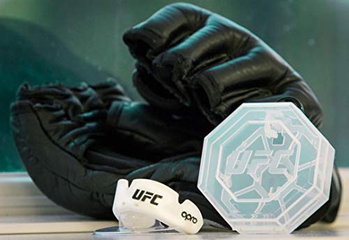 OPRO Protector bucal UFC Adulto para MMA, Boxeo, BJJ, Karate y Otros Deportes de Combate - 18 Meses de garantía Dental (Blanco, Nivel de Protección: Bronce) OPRO Protector bucal UFC Adulto para MMA, Boxeo, BJJ, Karate y Otros Deportes de Combate - 18 Meses de garantía Dental (Blanco, Nivel de Protección: Bronce)
