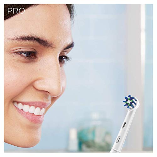 Oral-B 2950N Pro 2 - Cepillo de dientes eléctrico recargable, con tecnología de Braun, 2 mangos, 2 modos incluyendo cuidado de las encías, 2 cabezales CrossAction de recambio