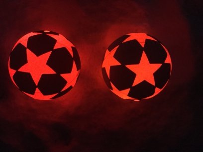 ¡pelota de futbol con luz NIGHT KICK LED STAR - el regalo de final de fútbol para jóvenes y adultos! Con esta bola de Campeones es su jefe!