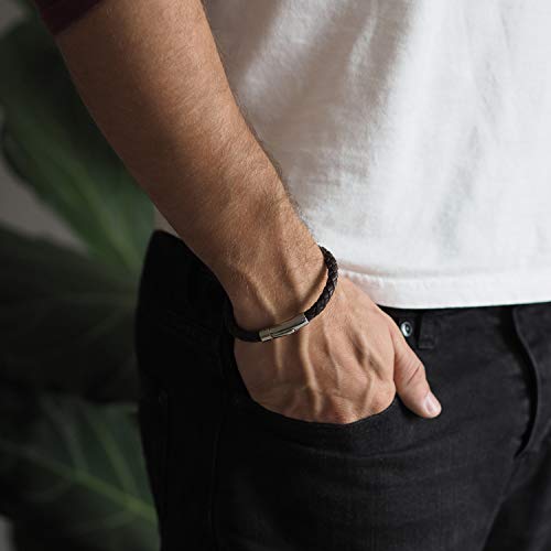 Pulsera de Cuero para Hombres · Pulsera Marrón Trenzada de 21 cm de Tribal Steel · Pulsera para Hombres con Cierre de Balancín de Acero Inoxidable · Regalo de Calidad para Hombres Pulsera de Cuero para Hombres · Pulsera Marrón Trenzada de 21 cm de Tribal Steel · Pulsera para Hombres con Cierre de Balancín de Acero Inoxidable · Regalo de Calidad para Hombres