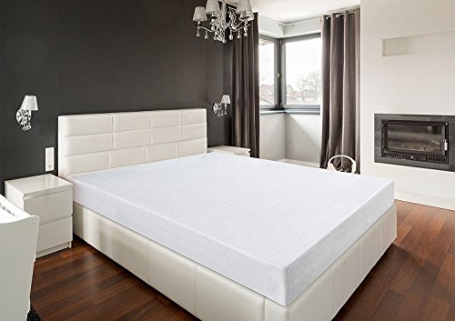 Ropa de Cama Utopía Premium 200 gsm 100% Impermeable Protector de colchón, Funda de colchón de Rizo de algodón, Transpirable, Estilo Ajustado Alrededor del elástico (140 x 200 cm)