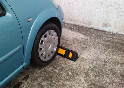 RWS-225x2 Tope para rueda de goma para estacionar en estacionamientos comerciales y domésticos y garajes privados, de color negro-amarillo, dimensiones 60x12x10 cm (paquete de 2) RWS-225x2 Tope para rueda de goma para estacionar en estacionamientos comerciales y domésticos y garajes privados, de color negro-amarillo, dimensiones 60x12x10 cm (paquete de 2)