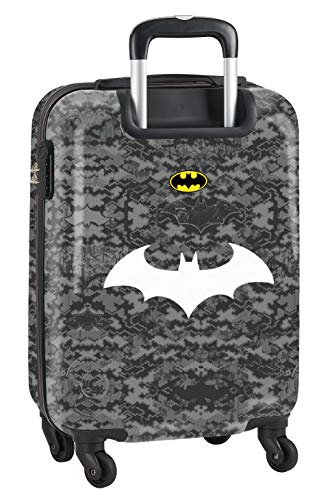 Safta Trolley Cabina 20'' Maleta Ruedas y Candado de Seguridad de Batman Night, 345x200x550mm, Gris/Negro Safta Trolley Cabina 20'' Maleta Ruedas y Candado de Seguridad de Batman Night, 345x200x550mm, Gris/Negro
