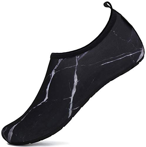 SAGUARO Escarpines Hombre Mujer para Buceo Snorkel Surf Natación Piscina Vela Mares Rocas Río Zapatos para Agua Calzado Playa Zapatillas Deportes Acuáticos (060 Negro,40/41 EU)