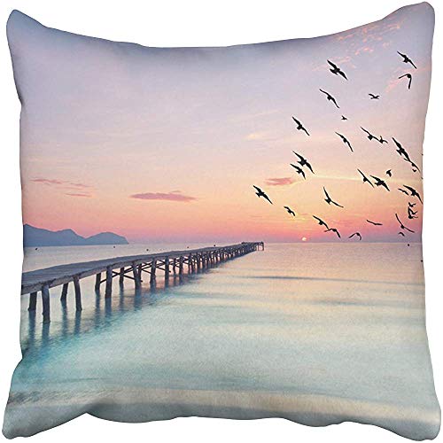 SSHELEY Fundas de Almohada Maletas Malecón Mallorca Playa Muro Amanecer en la Bahía de Alcudia Mallorca en Islas Baleares España Fundas de Almohada Funda Funda Cojín