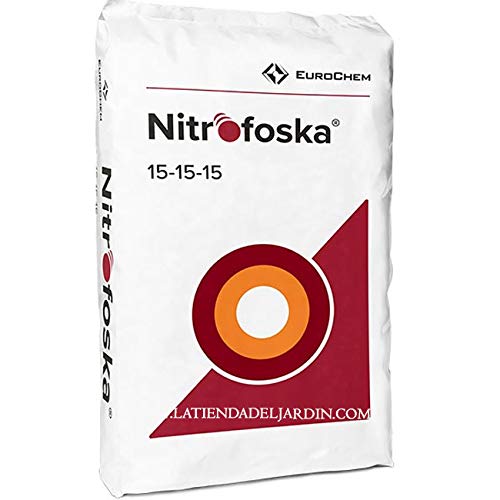 Suinga ABONO Fertilizante Nitrofoska Triple 15, 200 KG en Sacos de 25 Kg. Adaptado para Cubrir la mayoría de Necesidades en Todos los Cultivos. 15% Nitrógeno, 15% Fósforo, 15% Potasio, 5% Azufre