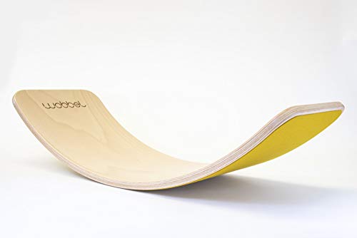 Tabla curva Wobbel board original con fieltro mostaza
