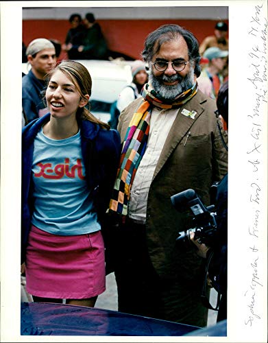 Vintage La Foto De Rex Harrison en barco. Vintage La Foto De Rex Harrison en barco.