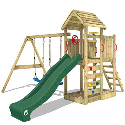 WICKEY Parque infantil de madera MultiFlyer con columpio y tobogán verde, Torre de escalada de exterior con techo, arenero y escalera para niños
