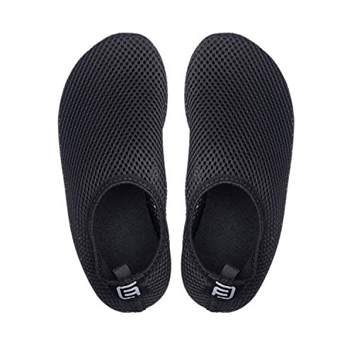 Zapatillas de Agua para Mujeres – Extra Cómodas – Protegen contra la Arena, Agua Fría/Caliente – Calzado de Ajuste Fácil para Nadar (Negro) – (P)US para Mujeres:5.5-6.5/Longitud de la Plantilla: 9.06”