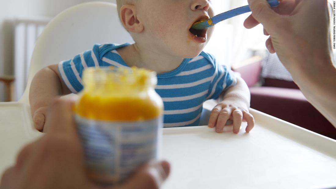 Los principales fabricantes de alimentos para bebés vendían productos con altos niveles de metales tóxicos