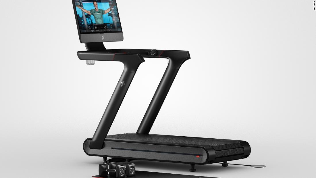 Los propietarios de Peloton Tread+ deben dejar de usar la cinta de correr en un "aviso urgente