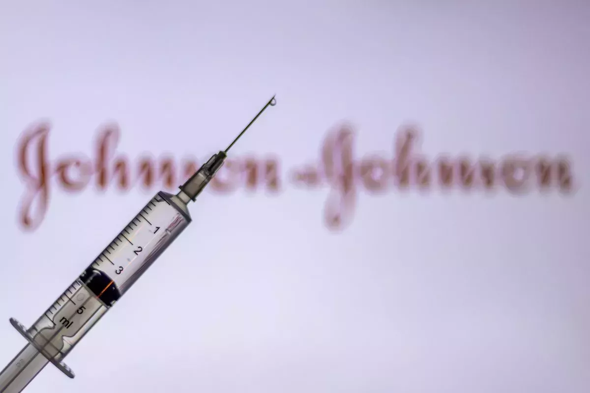 La vacuna de refuerzo de Johnson & Johnson multiplica por nueve los anticuerpos contra el coronavirus, según la empresa