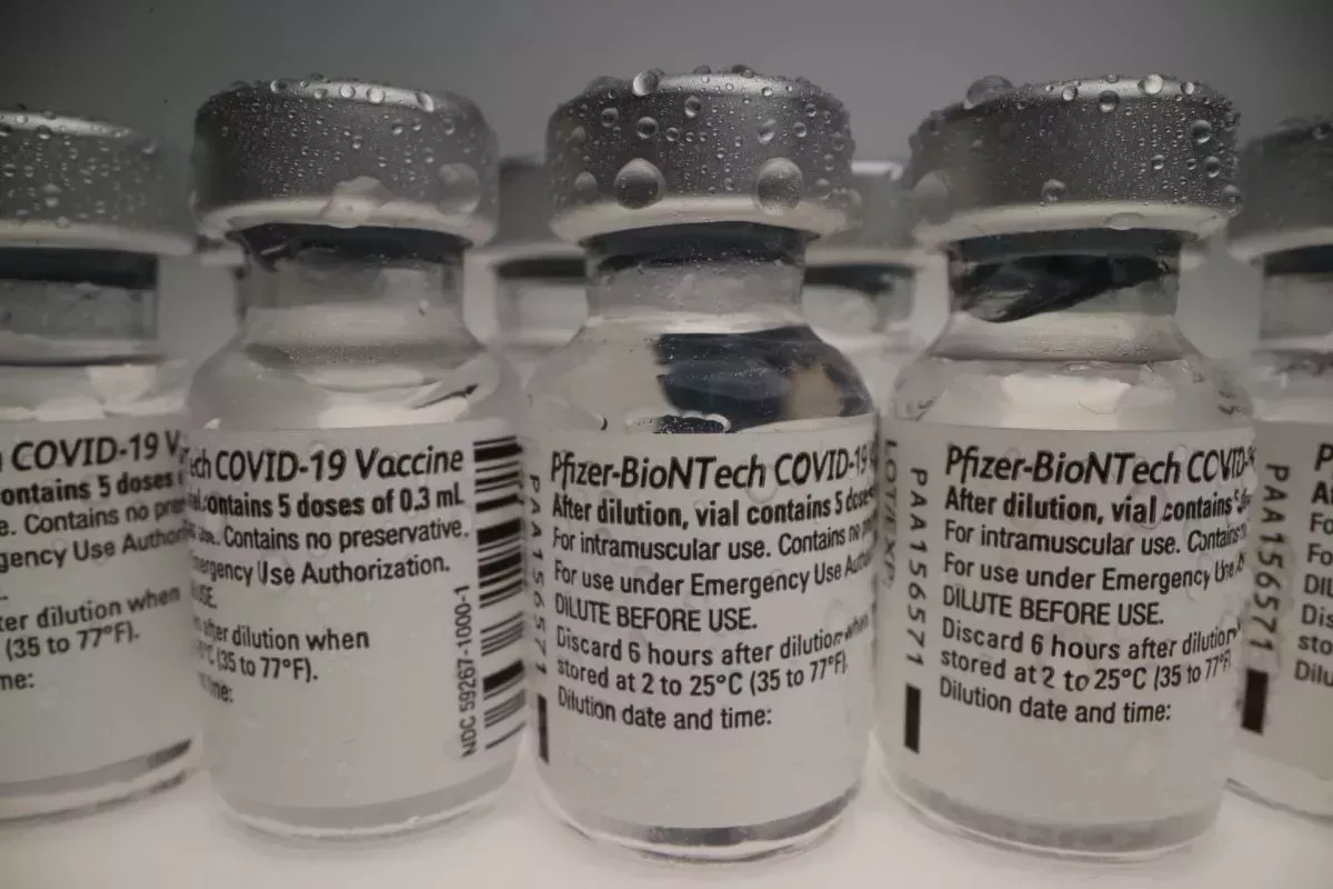 Pfizer y BioNTech buscarán pronto la aprobación de la vacuna COVID-19 en niños pequeños