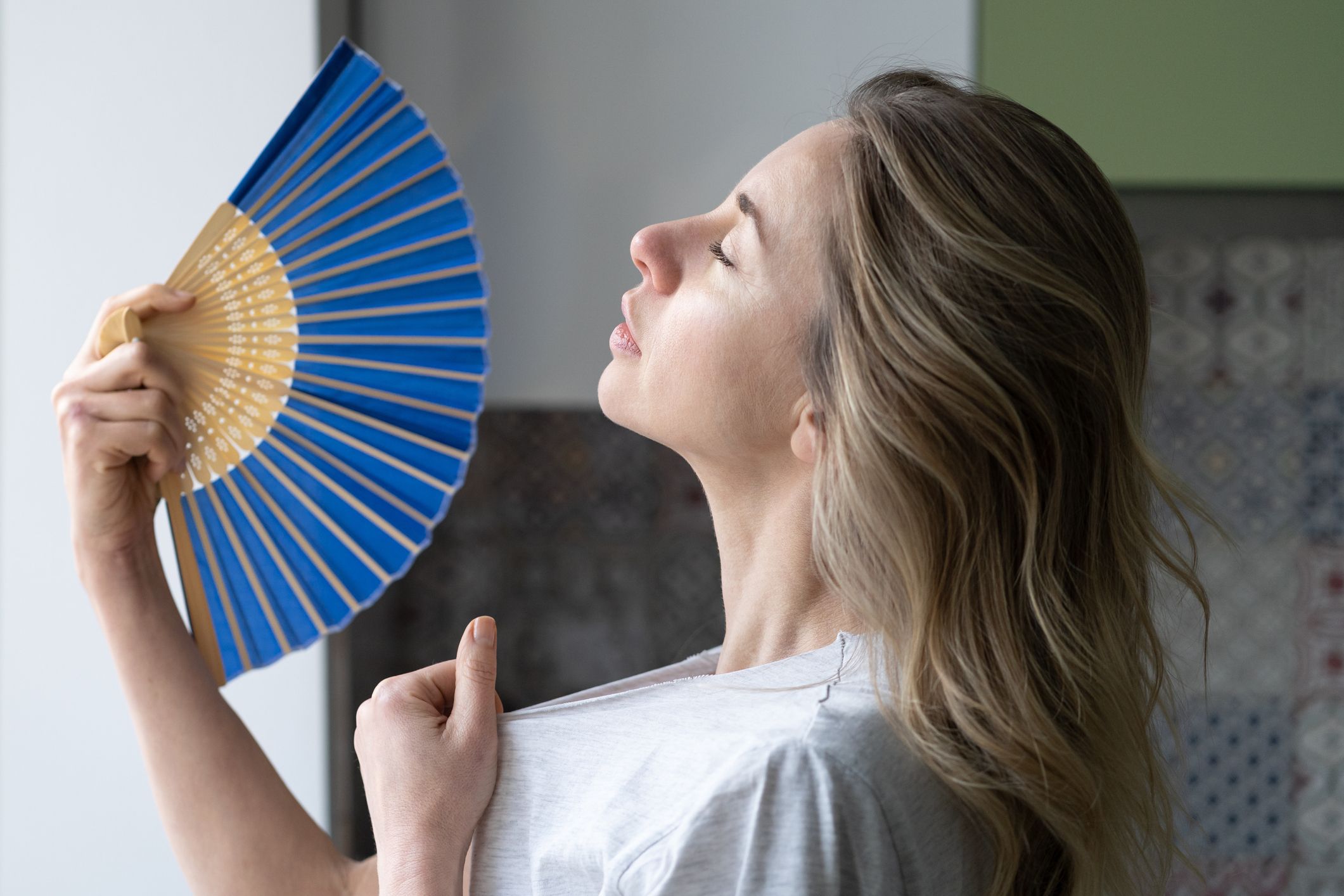 ¿Puede la marihuana aliviar los sofocos? Consejos de un experto en menopausia