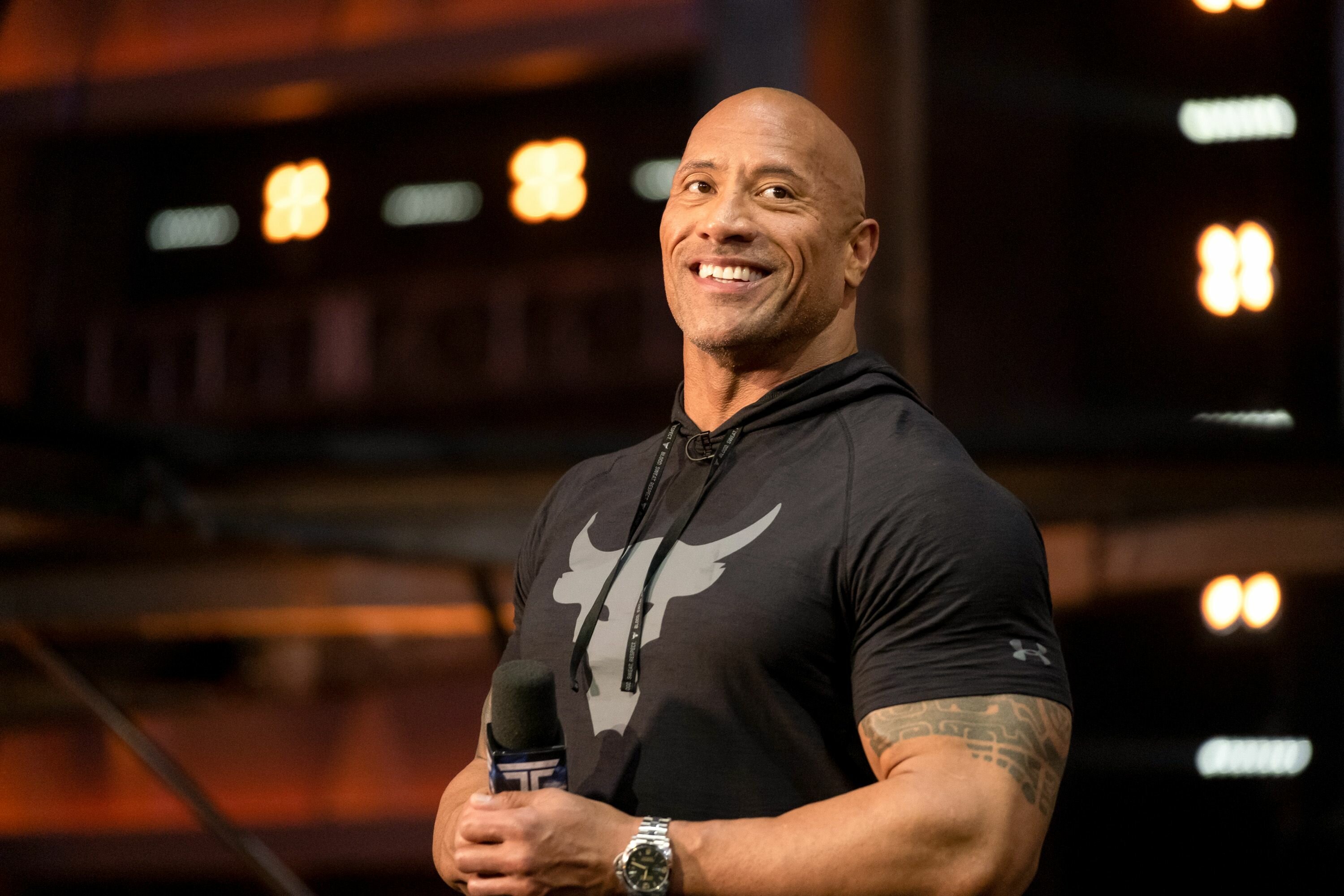 No durarías ni un día con la dieta de 6.000 calorías de The Rock