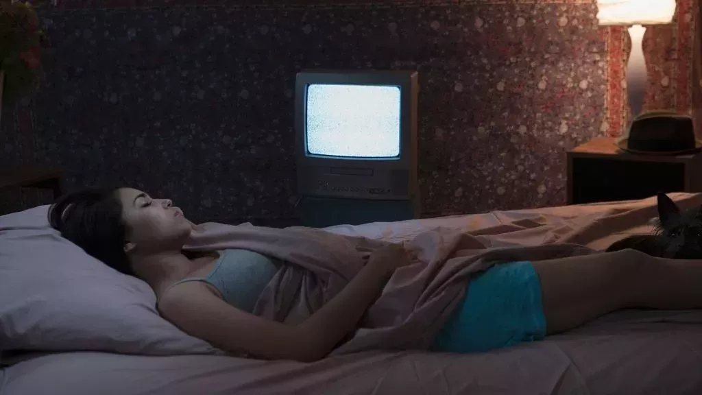 Dormir con la luz encendida puede ser malo para el corazón y el azúcar en sangre