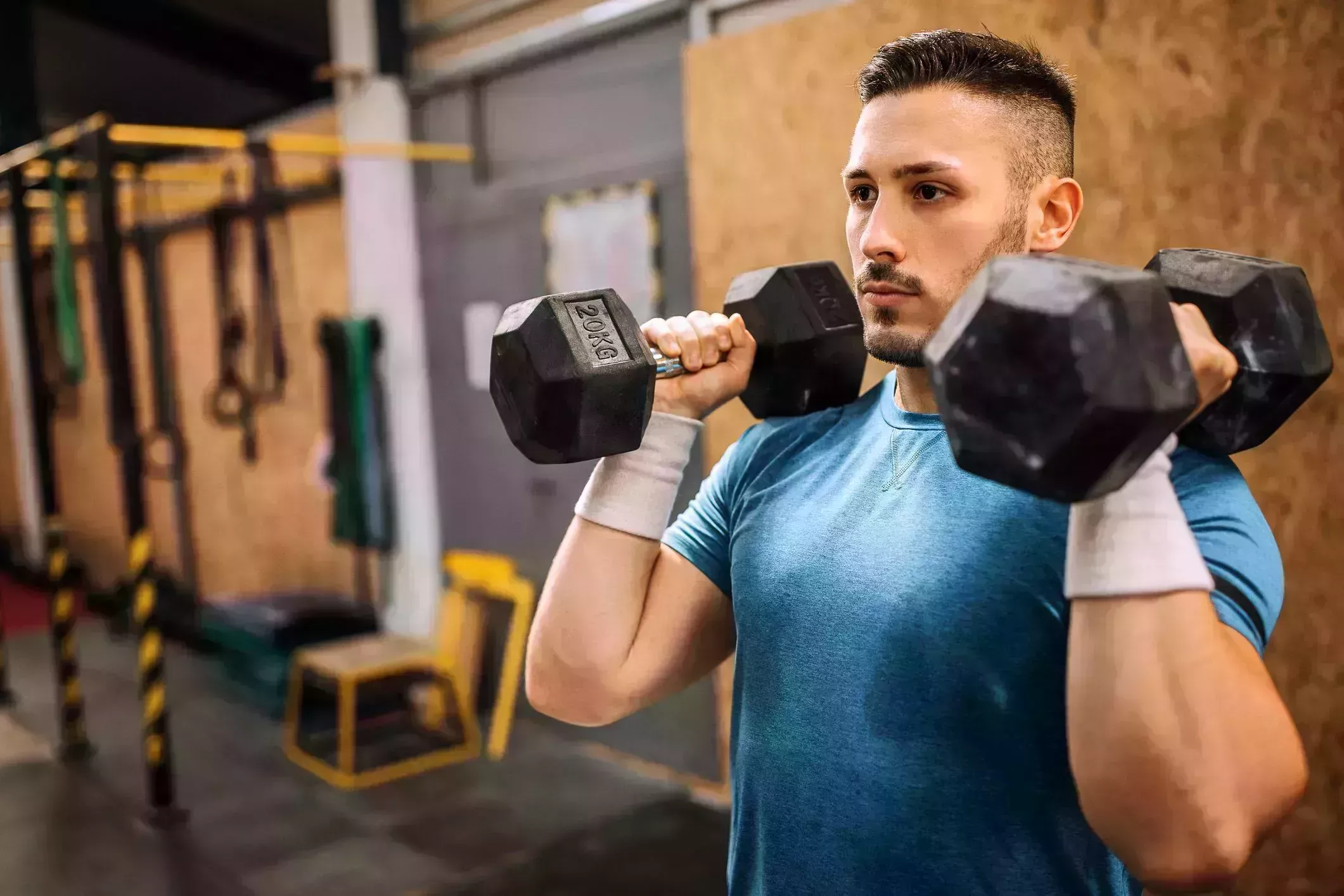 warm up weightlifting in gym