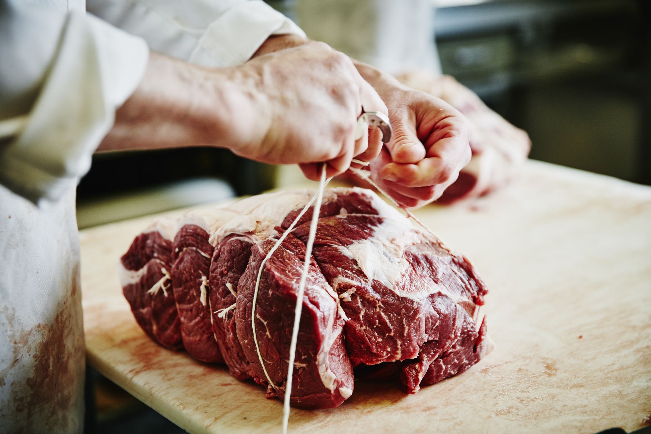 5 cortes de carne muy infravalorados (y baratos) que debe pedir a su carnicero local