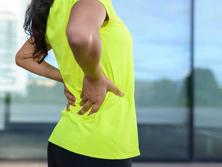 Más allá del dolor de espalda: 5 señales de advertencia de la espondilitis anquilosante