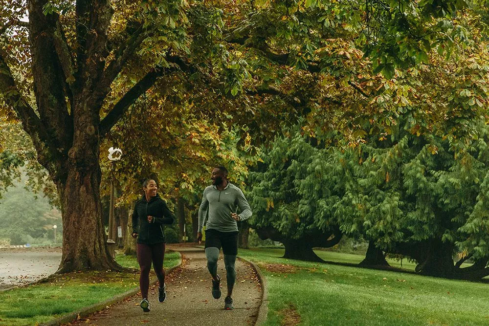 Prepárese para el éxito con esta guía sobre cómo entrenar para una media maratón