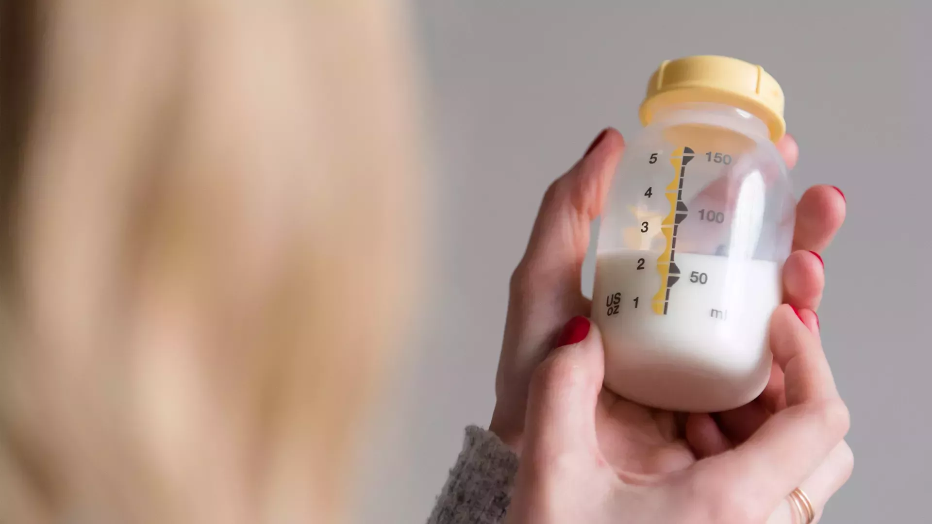 ¿A qué sabe la leche materna?