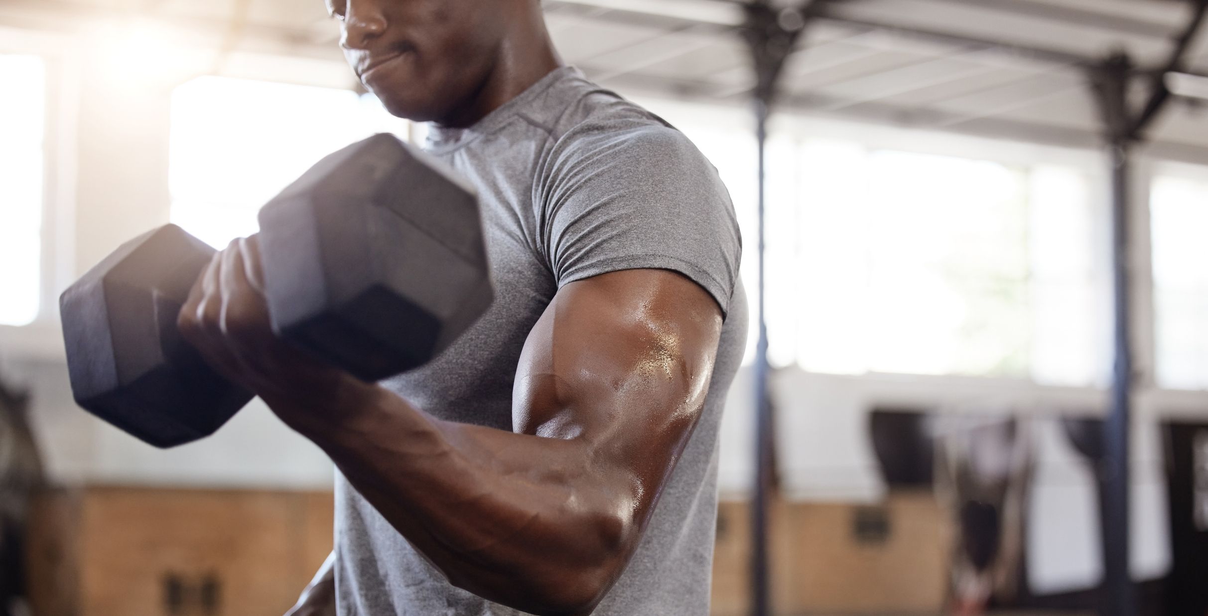 Entrenamiento de bíceps y tríceps: El método 5/20 añade centímetros a tus brazos